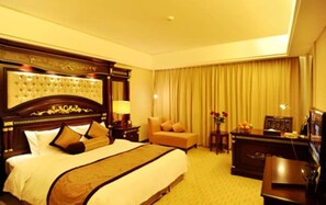 Ropa de cama de alta calidad y minibar 