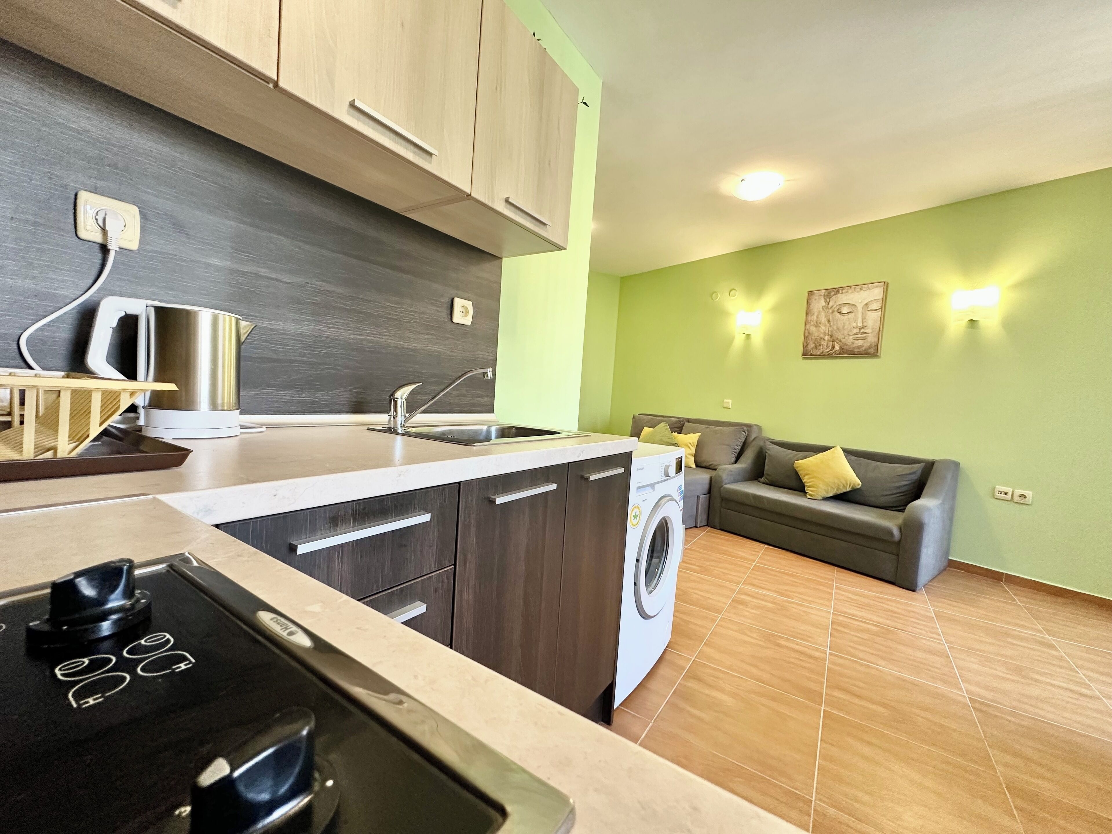 Superior Studio | Private kitchenette | Fridge, oven, stovetop, electric kettle