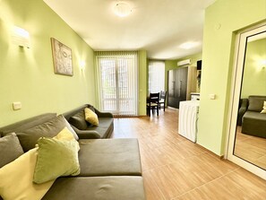 Superior Studio | 1 bedroom, bed sheets