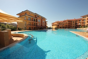 Seasonal outdoor pool