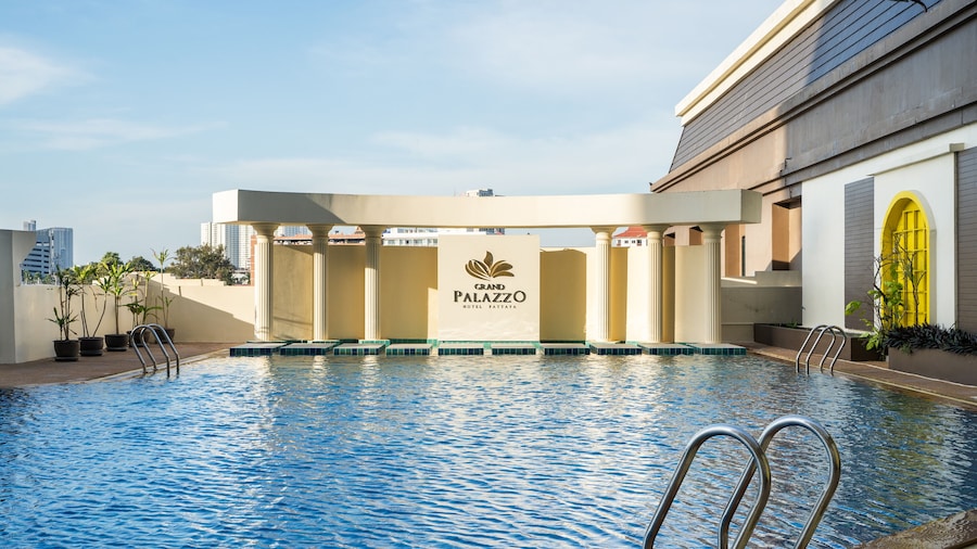 Grand Palazzo Hotel