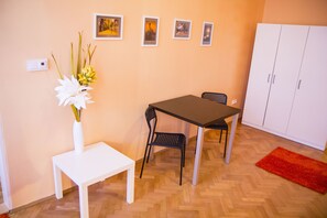 Departamento urbano, 1 habitación, cocina | Servicios de la habitación