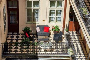 Terrace/patio - Three Golden Crowns Apartments (Prague)