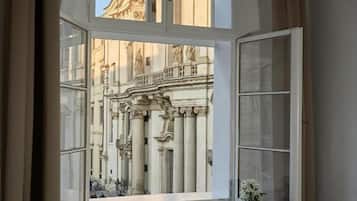 Premium Two-Bedroom Suite with Castle View  | Ausblick vom Zimmer