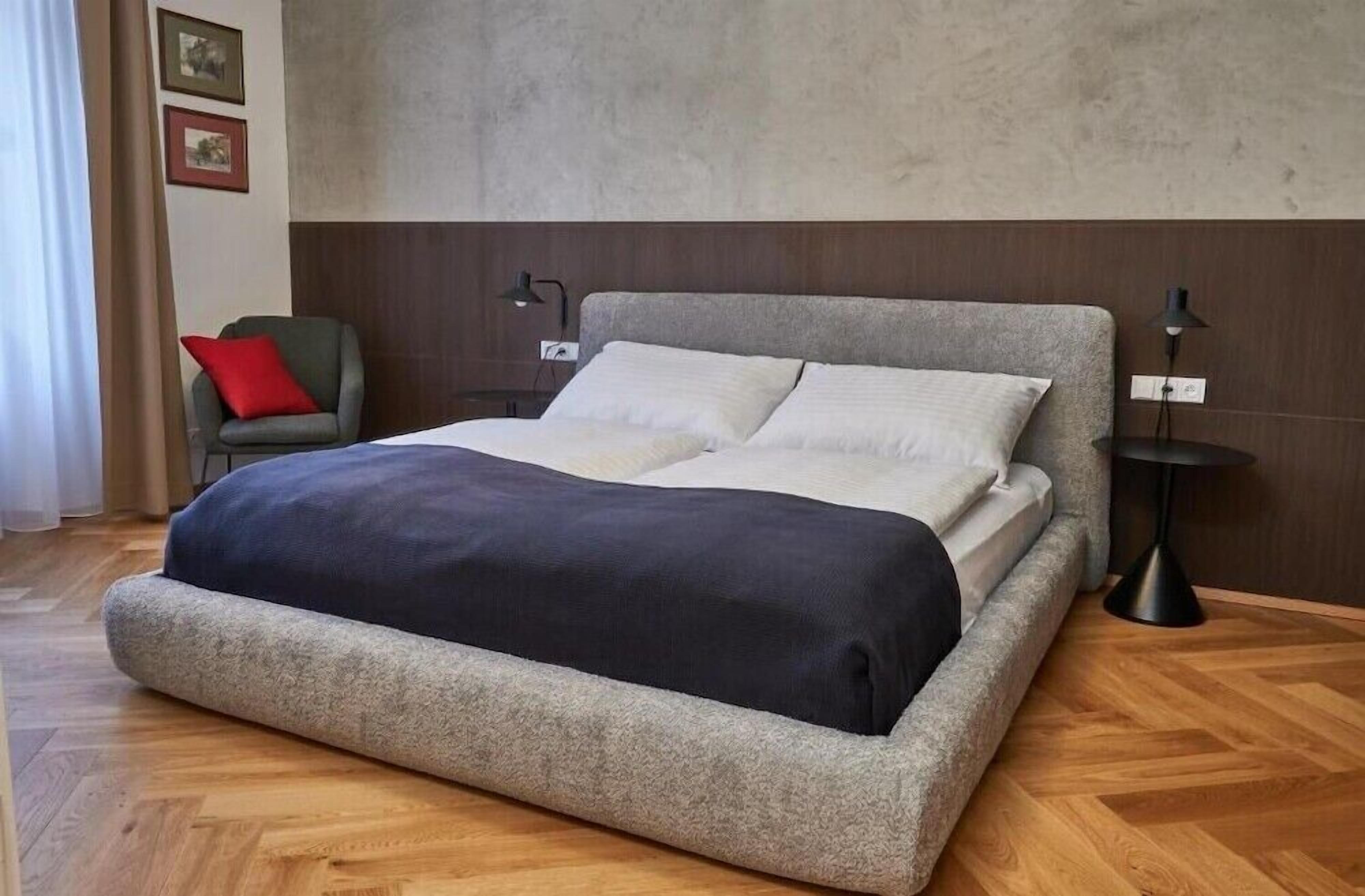 Hypo-allergenic bedding, desk, blackout curtains, iron/ironing board
