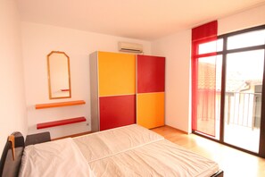 Villa, 2 Bedrooms | 2 bedrooms, individually decorated, individually furnished