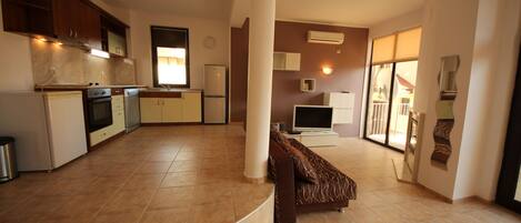 Villa, 2 Bedrooms | Living area | TV