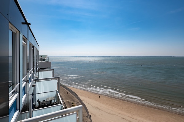 Penthouse, 3 Bedrooms, Sea View | Beach/ocean view