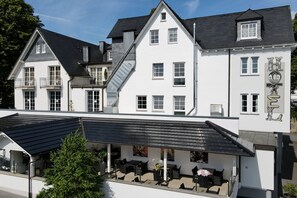 Fachada da propriedade