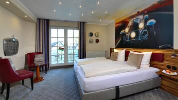 Desk, rollaway beds, free WiFi, bed sheets