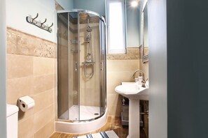 Apartment | Bathroom | Shower, hair dryer, towels - Apartamenty Mój Sopot - Parkowa Maison (Sopot)