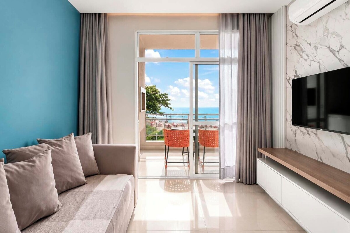  Apartamento Frente Mar | Minibar, safe på rommet, blendingsgardiner og strykejern/-brett