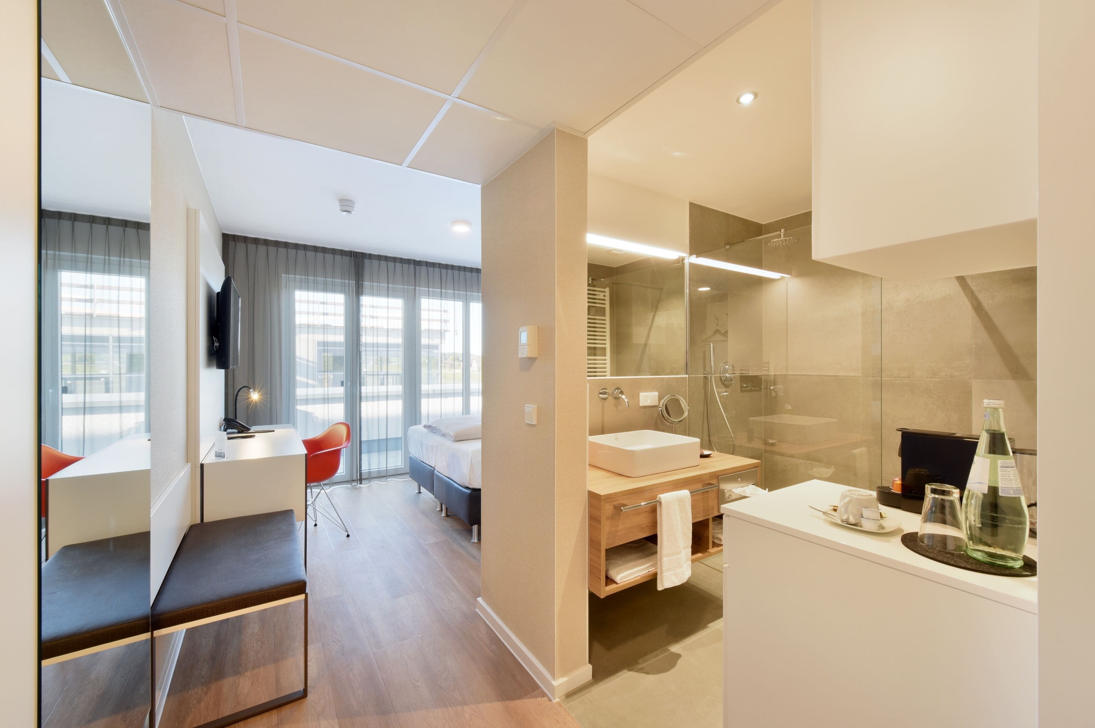 business room | room amenity