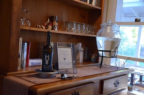 Reception - Cornwall Inn and Lodge (Cornwall Bridge)