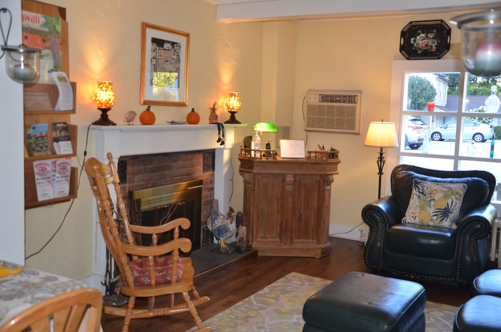 Cornwall Inn by null