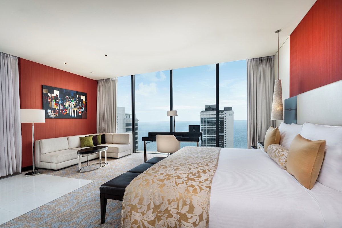 Junior Suite, 1 King Bed, Ocean View