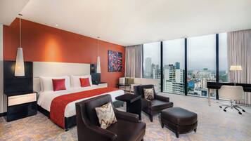 Executive Room, 1 King Bed, City View