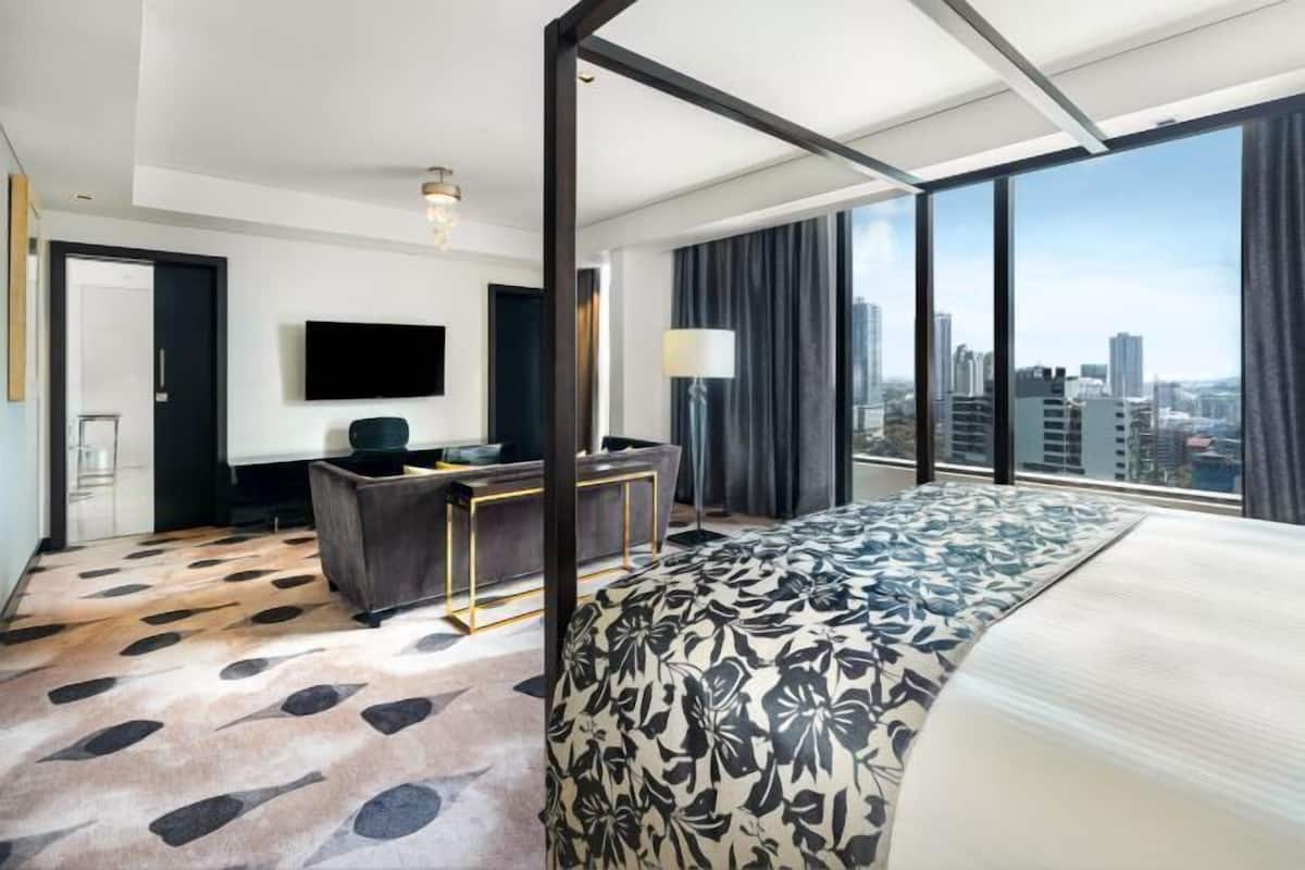 1 kamar tidur, seprai premium, minibar, dan brankas