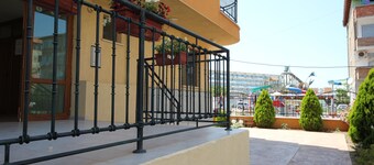 Menada Amadeus 3 Apartments