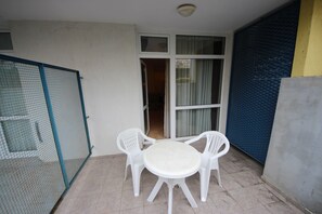 สตูดิโอ | ลานระเบียง/นอกชาน