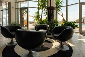 Lobby sitting area - MPM Hotel Arsena (Nessebar)