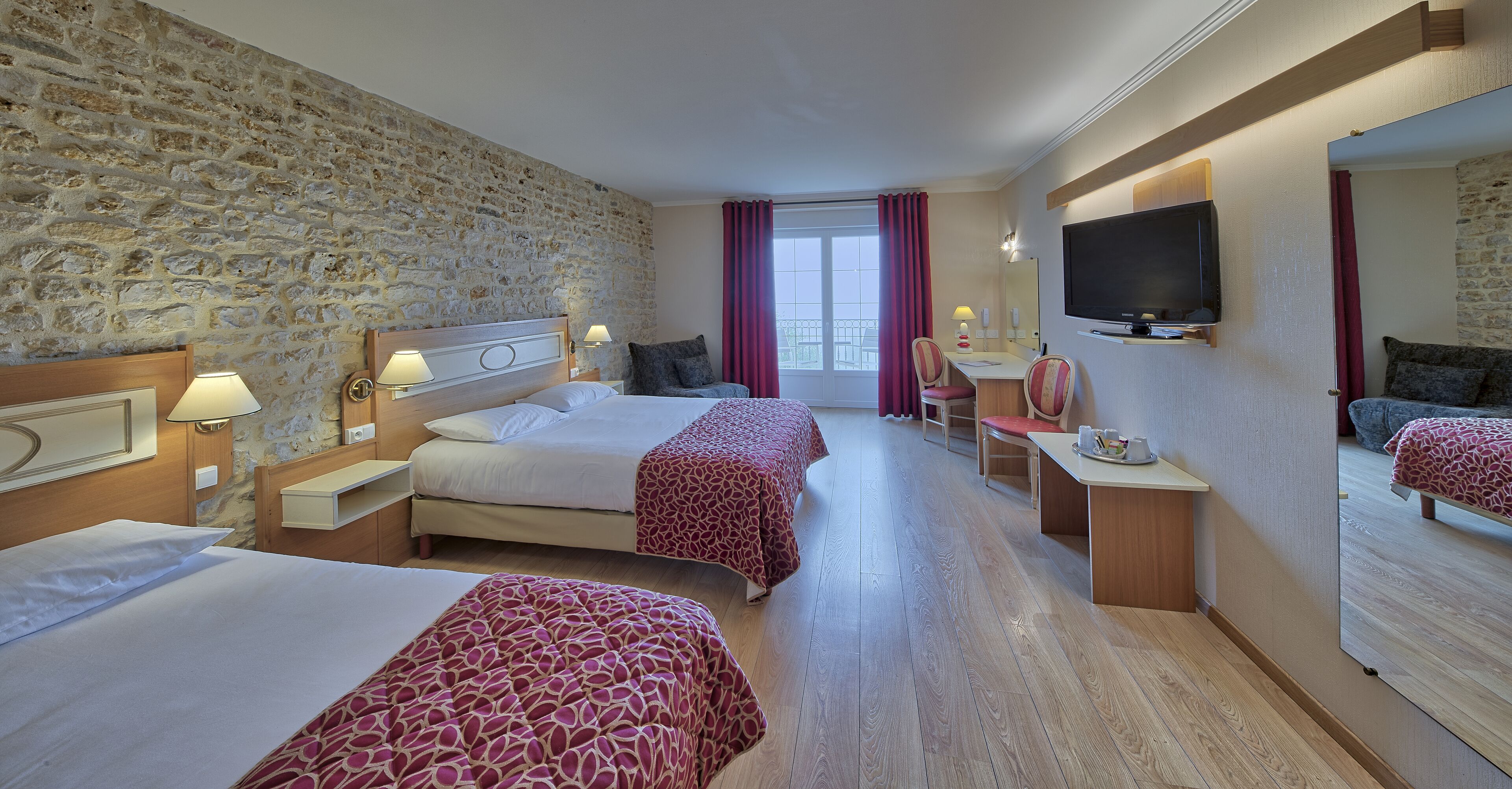 Hôtel Restaurant & Spa LE VAL MORET