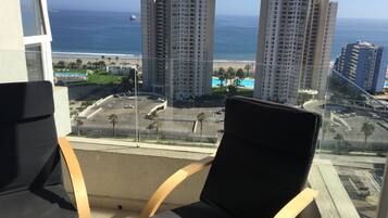 Departamento, 2 habitaciones, balcón | Balcón