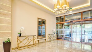 Interior entrance - Apart Hotel Golden Line (Golden Sands)