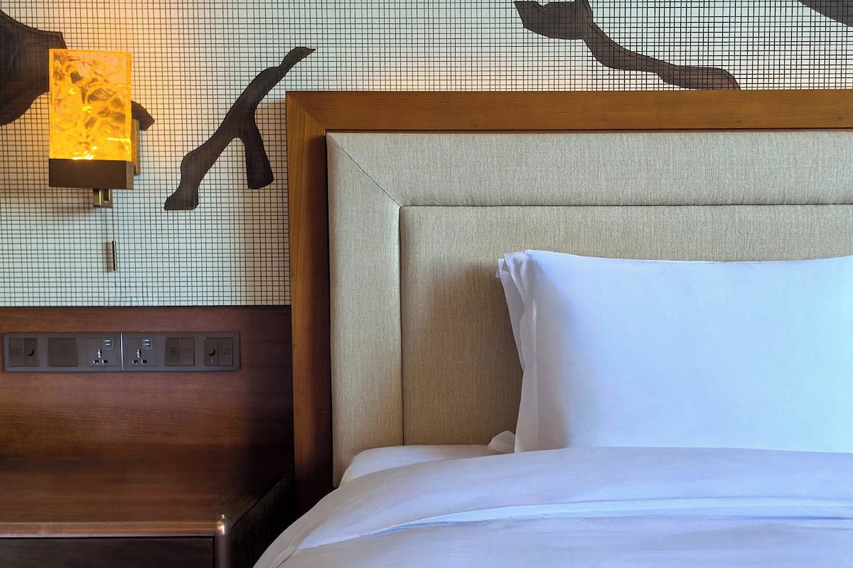 Hochwertige Bettwaren, Zimmersafe, Schreibtisch