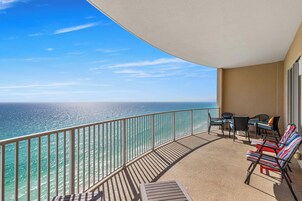 Condo, 2 quartos, vista para o oceano, de frente para a praia | Sacada