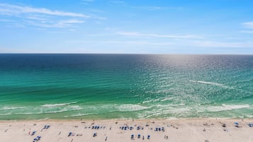 Appartement, 2 slaapkamers, uitzicht op oceaan, aan het strand | Kameruitzicht