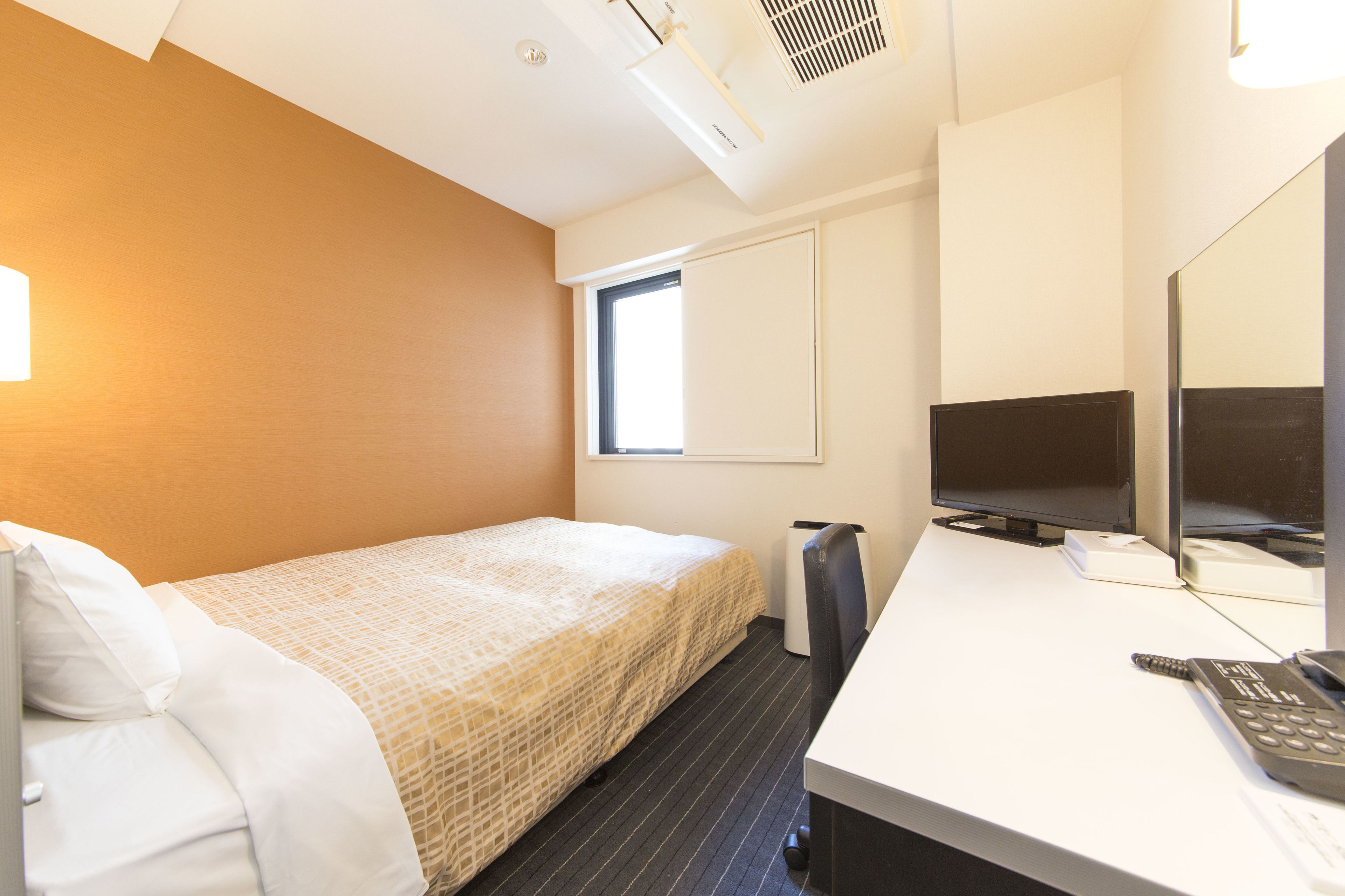 desk, blackout curtains, iron/ironing board, free wifi