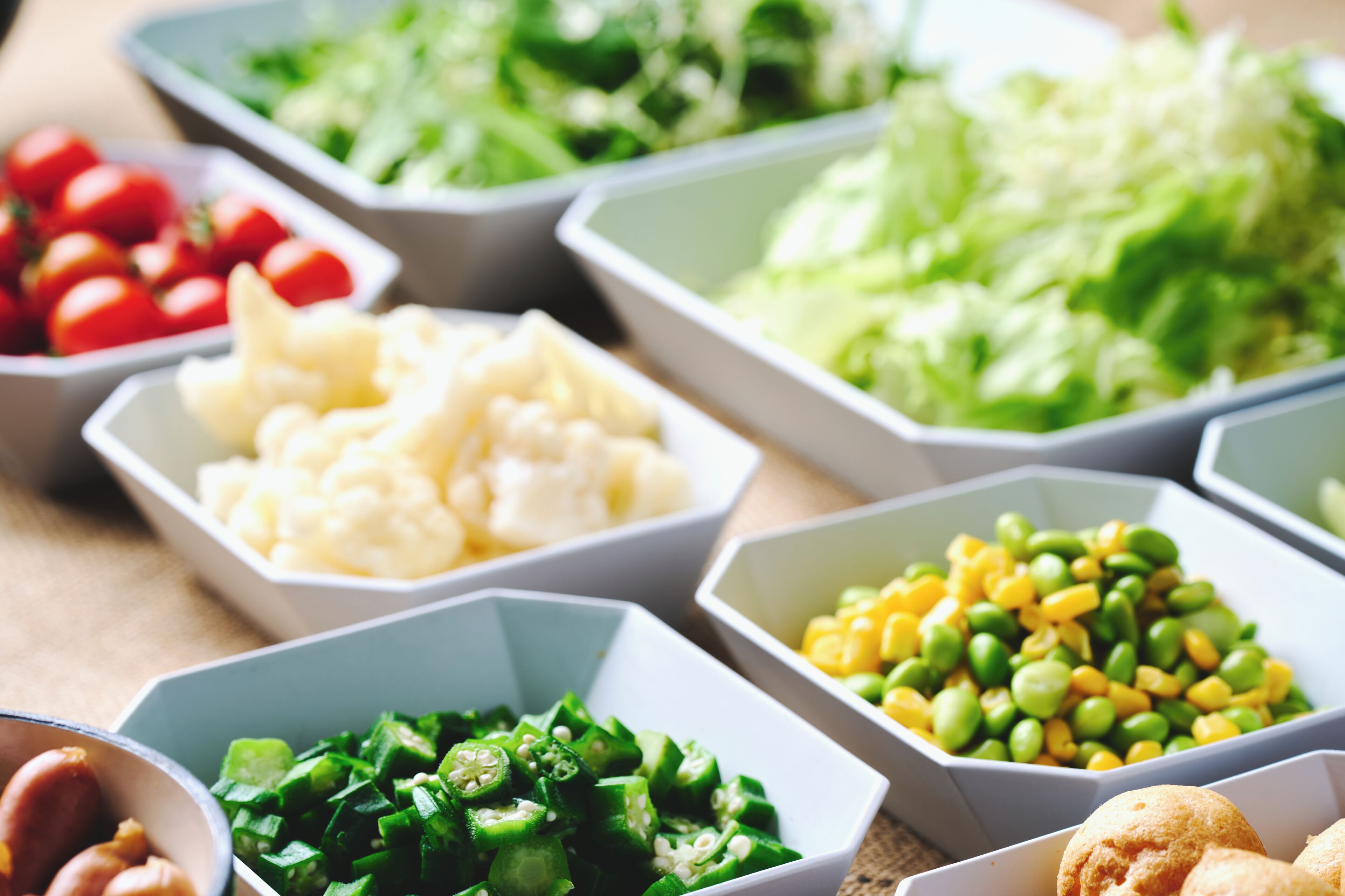 daily buffet breakfast (jpy 1430 per person)