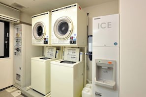 Laundry room - Sanco Inn Nagoya Fushimi (Nagoya)