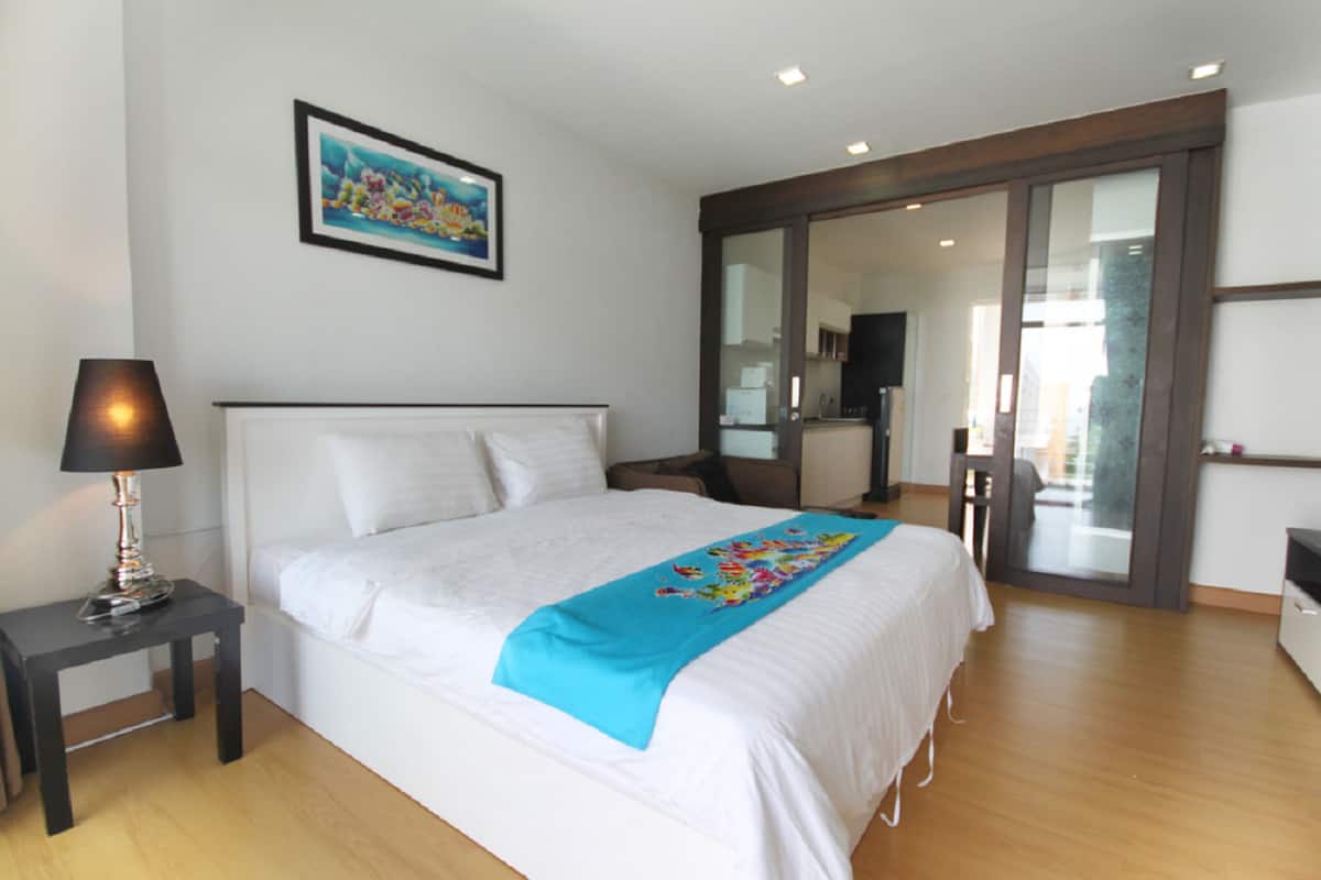 Suíte estúdio | Cofres nos quartos, Wi-Fi de cortesia, roupa de cama