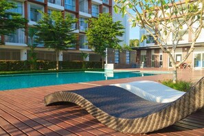 Sun deck - At Sea Condo (Krabi)