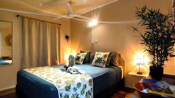 Traditional Double Room, Ensuite, Garden View (Tipanier)