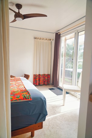 Comfort Double Room, Ensuite, Garden View (Apetahi) | Memory foam beds, individually decorated, blackout drapes