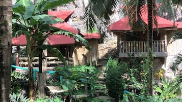 Romantic Studio, 1 Double Bed, Ocean View | Individually decorated, individually furnished, soundproofing