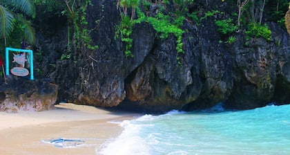 Turtle Cove Island Resort