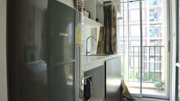 Studio Unit | Bếp nhỏ riêng | Tủ lạnh, lò vi sóng, dụng cụ pha cà phê/trà