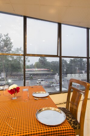 Food and drink - Hotel City Point (Rahata)