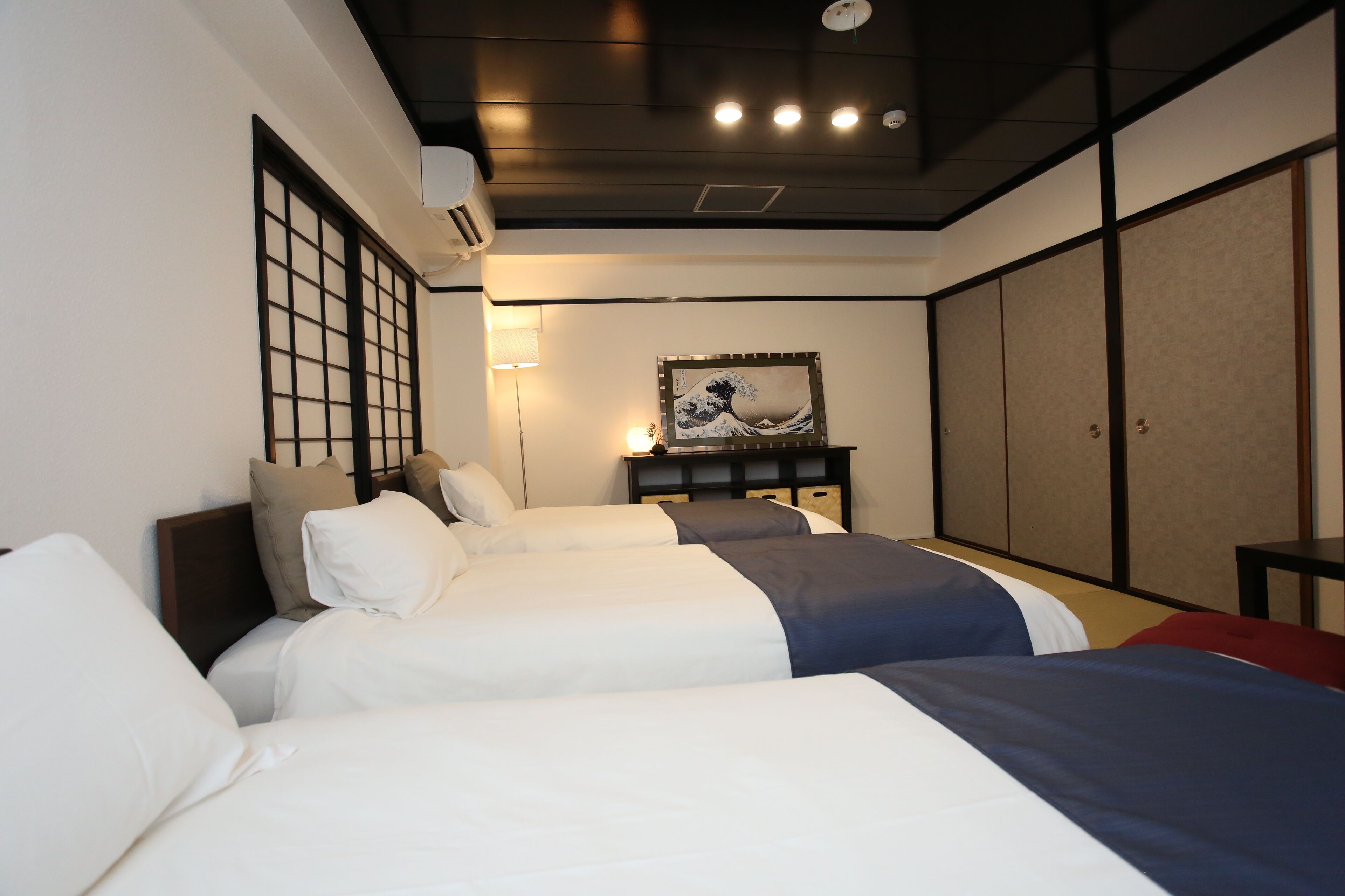Superior Japanese Style Triple Room with Tatami (3 Twin Beds)