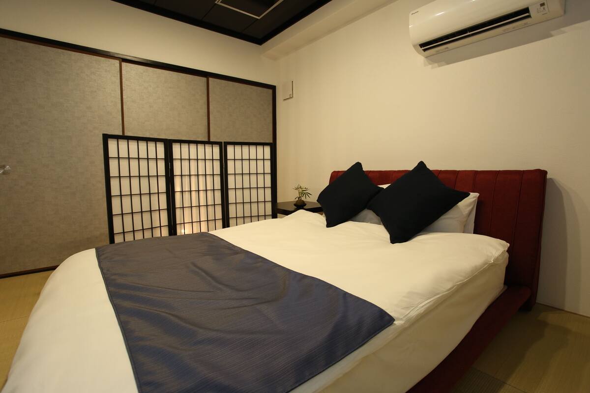Standard Japanese Style Double Room with Tatami (1 Double Bed) | In-room safe, blackout drapes, cribs (free), WiFi (free)