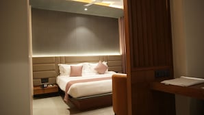 Ảnh chưa phân loại, 3 trong số 83 ảnh, nút