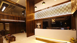 Ảnh chưa phân loại, 5 trong số 83 ảnh, nút