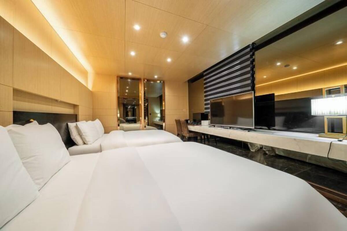 Ropa de cama de alta calidad, insonorización y wifi gratis