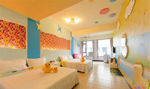 Premium bedding, desk, blackout curtains
