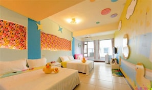 Premium bedding, desk, blackout curtains