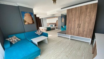 Free minibar, in-room safe, desk, blackout drapes